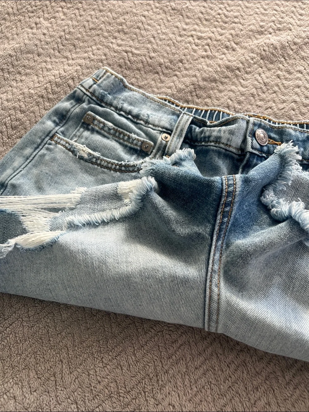 Aerie Low Rise Light Wash Blue Denim Stretch Waist Shorts Size Small